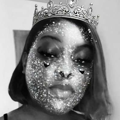 Swallowedbysaee's profile picture