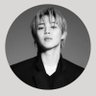 Who is Salut's profile picture