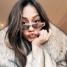 b's profile picture