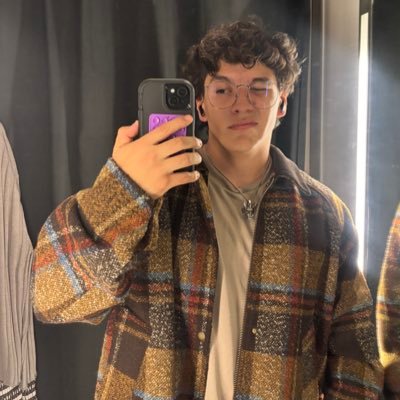 joshconfrio's profile picture