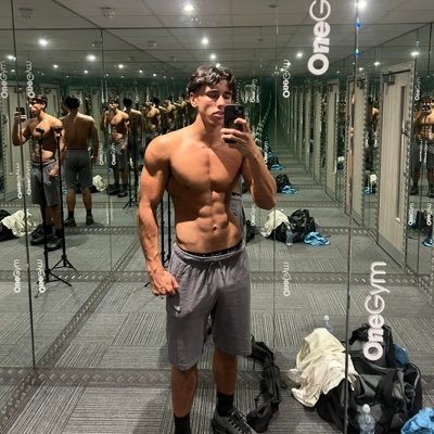 mrsixpack69's profile picture