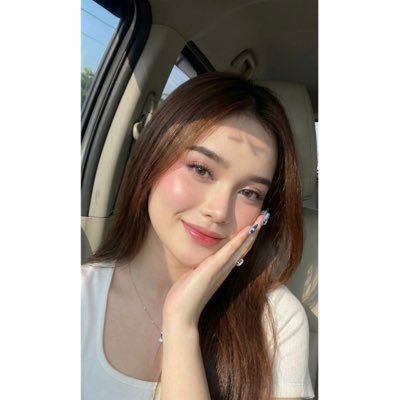Florence 𐙚's profile picture