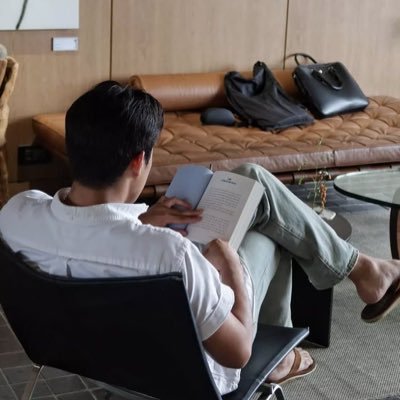 homeyzash's profile picture