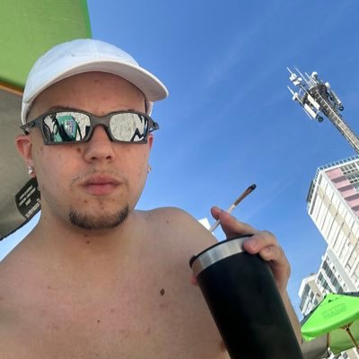 ☯︎'s profile picture