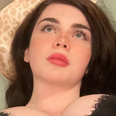 maddy's profile picture