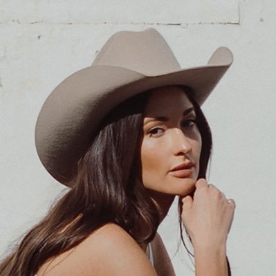 K A C E Y's profile picture