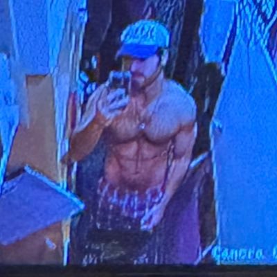 Mike Taveira's profile picture