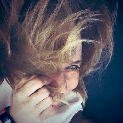 lidu-milá🇨🇿 🌸🇺🇦🎤🎧's profile picture
