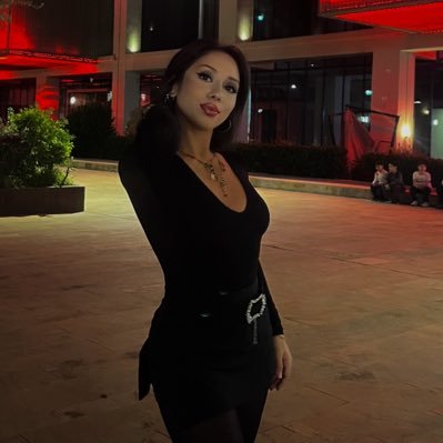 zeyneepyarenn_'s profile picture