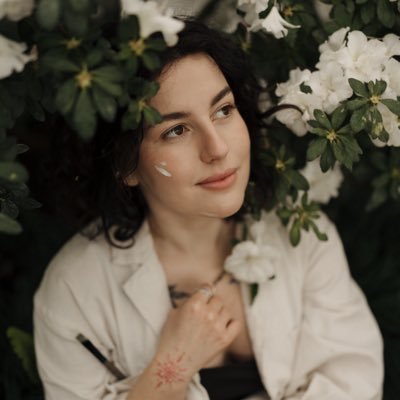 ця вітражниця's profile picture