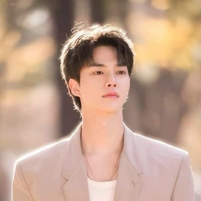 Rumi ⚝'s profile picture