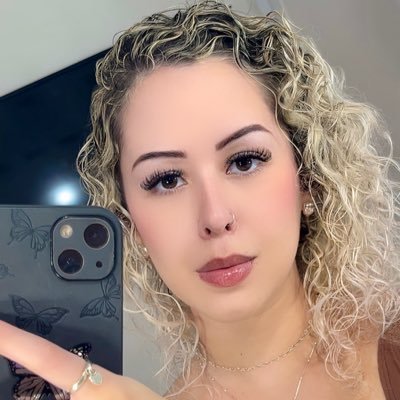 thay 🦋's profile picture