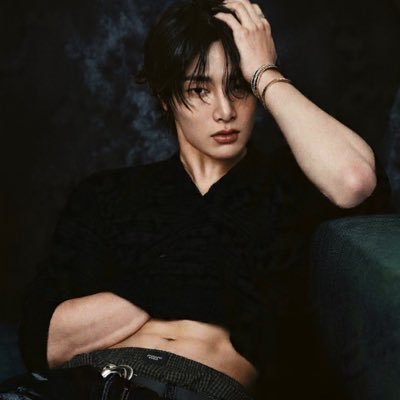 A s h e r .'s profile picture