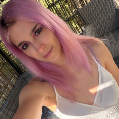 Nele-Sweet official's profile picture