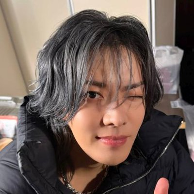 YuTae HOLIC's profile picture