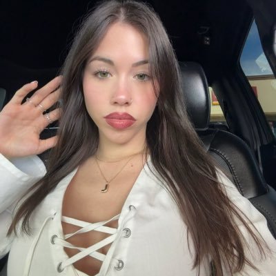 liz's profile picture