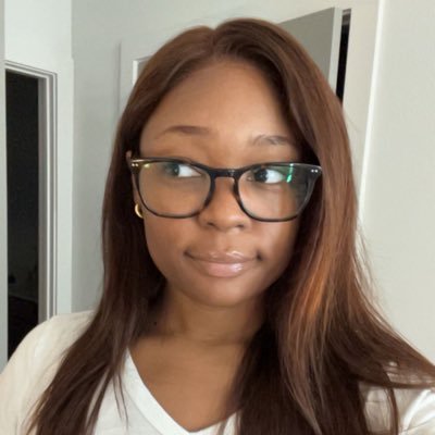 Natalia 🤓👓's profile picture