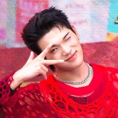 ≽^𝙉𝙚𝙣𝙚^ྀི≼'s profile picture
