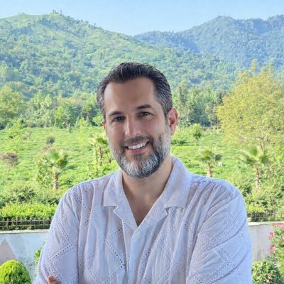 Hatef Khorramshahi هاتف خرمشاهی's profile picture