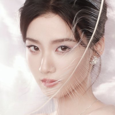 lu yuxiao ๅขๆฑๆ archive's profile picture