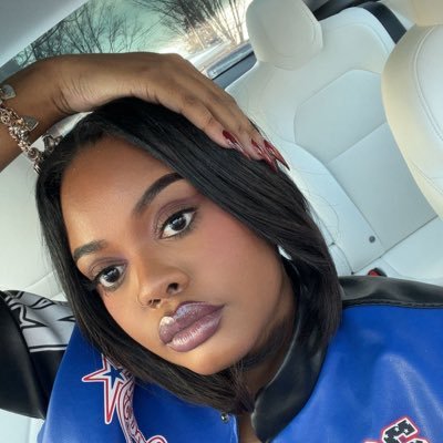 Clocks Shade 🤭✨'s profile picture
