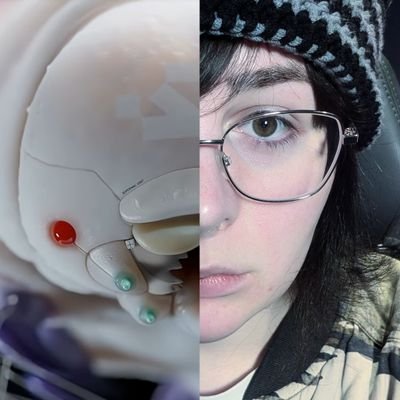 WORM MOTHER NONA's profile picture