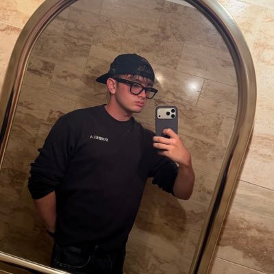 valen's profile picture