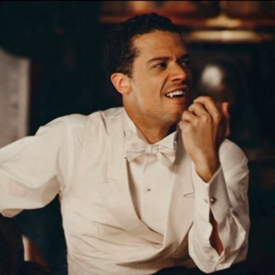 loustatrionics's profile picture