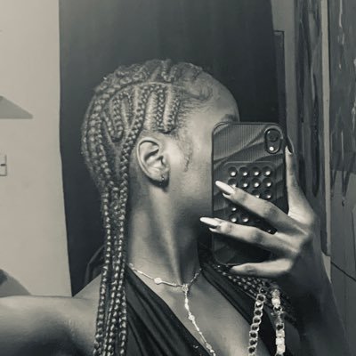 DereniRay's profile picture