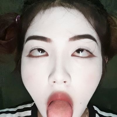 lovewhite009's profile picture
