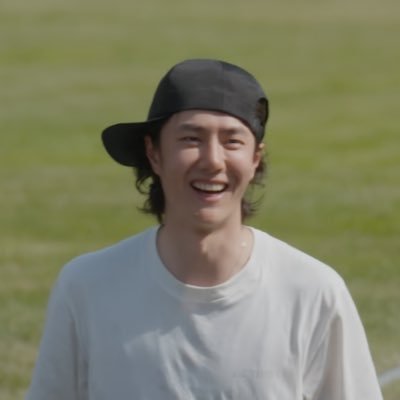 นะนุนาว's profile picture