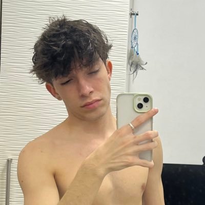 ♡♡♡'s locket ꕤ's profile picture
