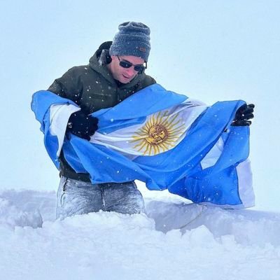 nahuollag's profile picture