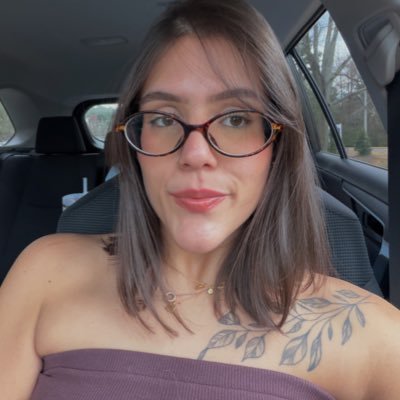 danielaavalero's profile picture