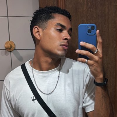 roger's profile picture