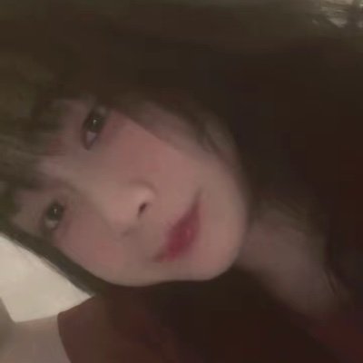 Liếm xong cắnn 😇's profile picture