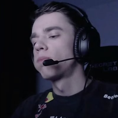 O0100101's profile picture