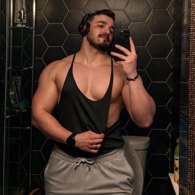 Swolfie's profile picture