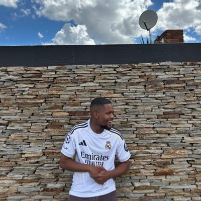 sihlesishii's profile picture