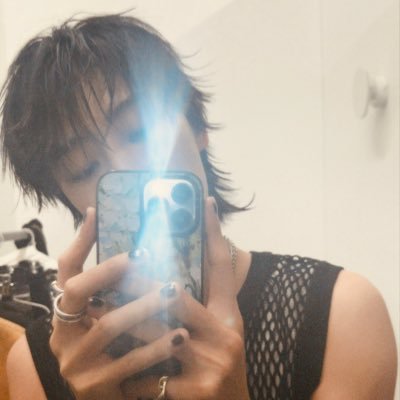 엘잇's profile picture