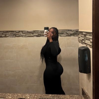 infamous_yaya's profile picture