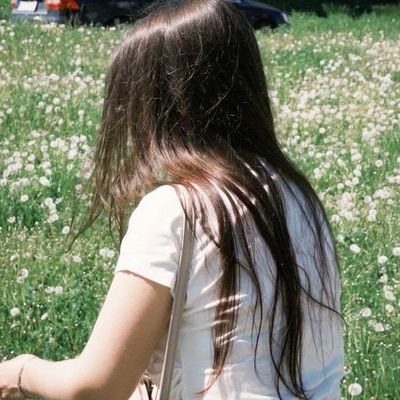 🐝 | 𝓼𝓽𝓻𝓮𝓪𝓶 𝓑𝓪𝓬𝓴 𝓣𝓸 𝓨𝓸𝓾's profile picture