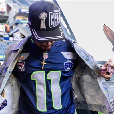 new_era72's profile picture