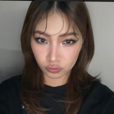 :)'s profile picture