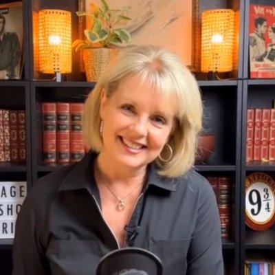 VintageReadShow's profile picture