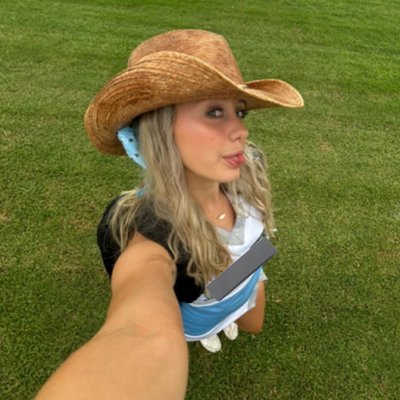 empty4emilia's profile picture