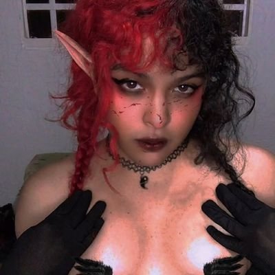mandy 🐰's profile picture