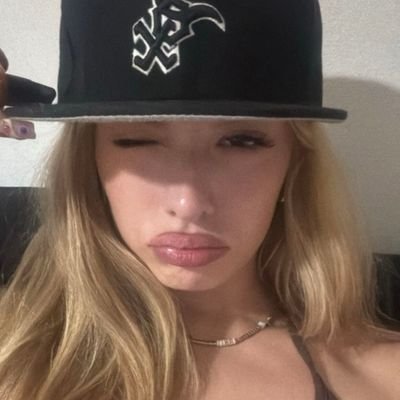 ela's profile picture