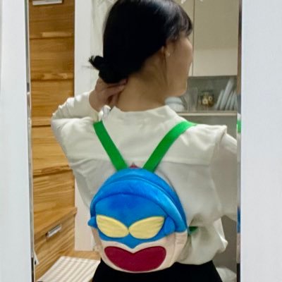 heeeee's profile picture