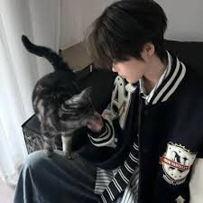 brown_laur87706's profile picture